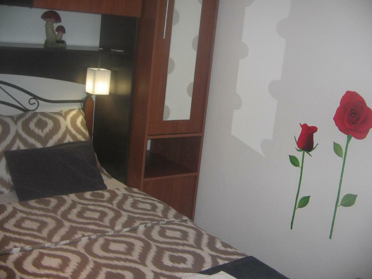Apartman Karla Lägenhet Crikvenica Exteriör bild